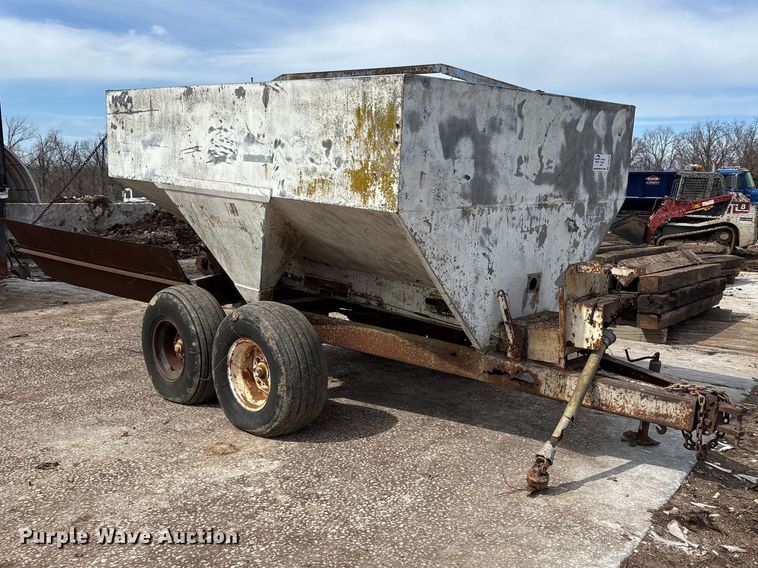 image for item DT0110 Dempsey spreader