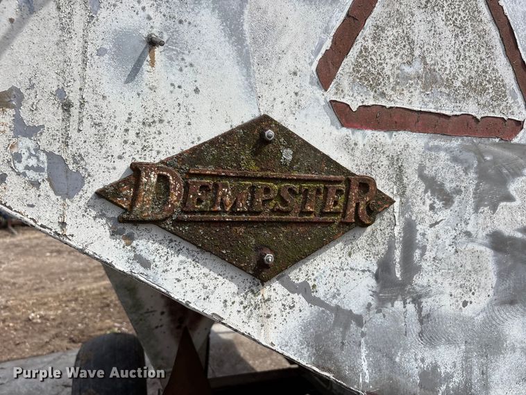 image for item DT0110 Dempsey spreader