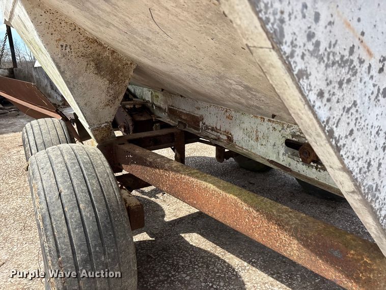 image for item DT0110 Dempsey spreader