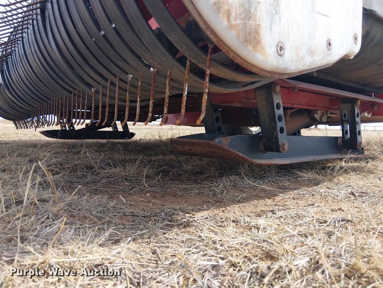 image for item DU3120 H&S Tri-Flex 6135 hay merger