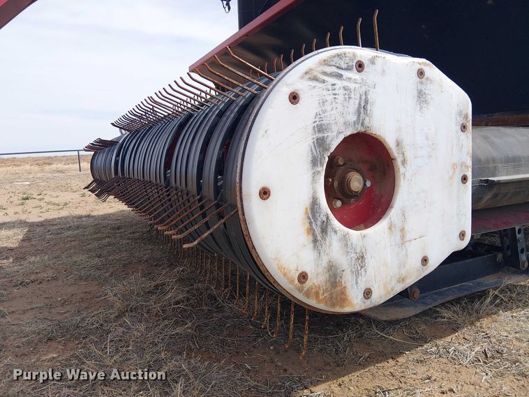 image for item DU3120 H&S Tri-Flex 6135 hay merger