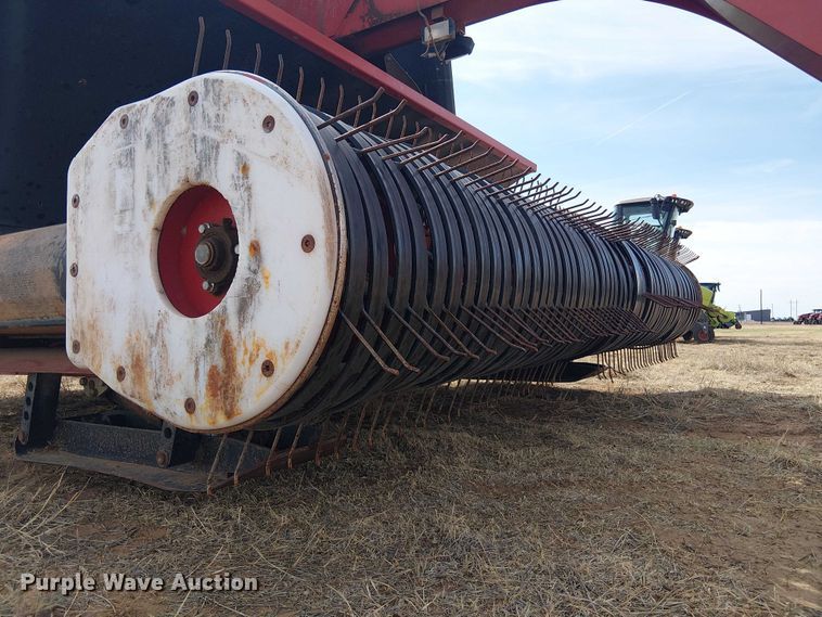 image for item DU3120 H&S Tri-Flex 6135 hay merger