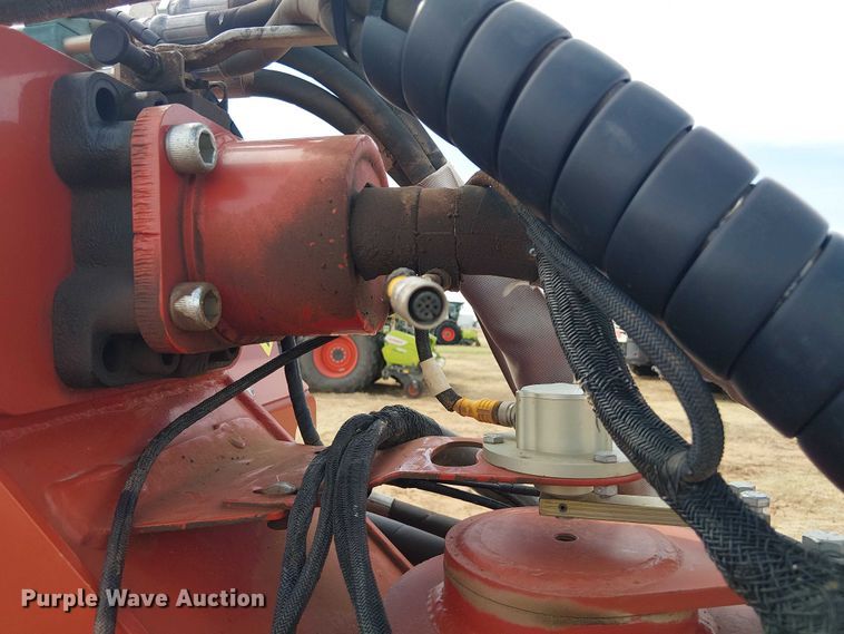 image for item DU3120 H&S Tri-Flex 6135 hay merger