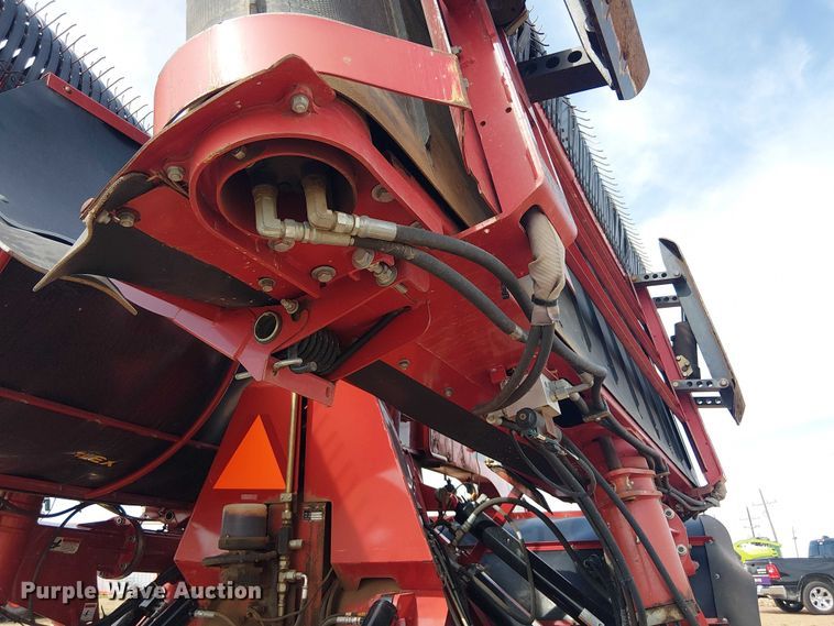 image for item DU3120 H&S Tri-Flex 6135 hay merger