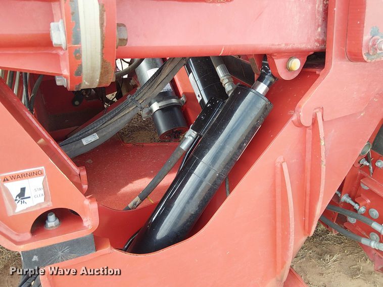 image for item DU3120 H&S Tri-Flex 6135 hay merger