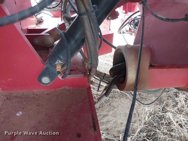 image for item DU3120 H&S Tri-Flex 6135 hay merger