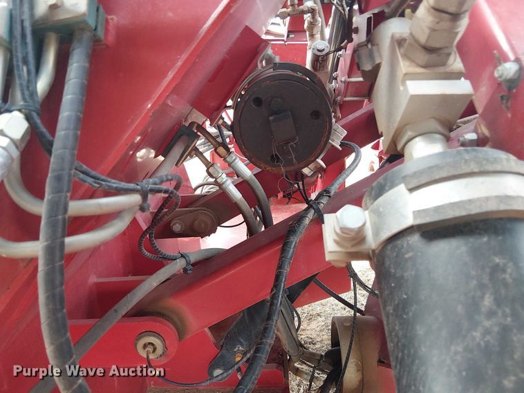 image for item DU3120 H&S Tri-Flex 6135 hay merger