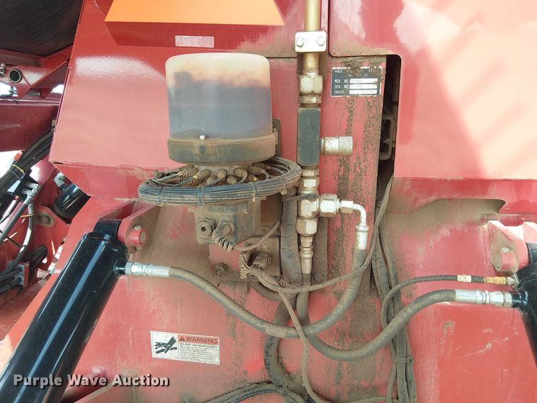 image for item DU3120 H&S Tri-Flex 6135 hay merger