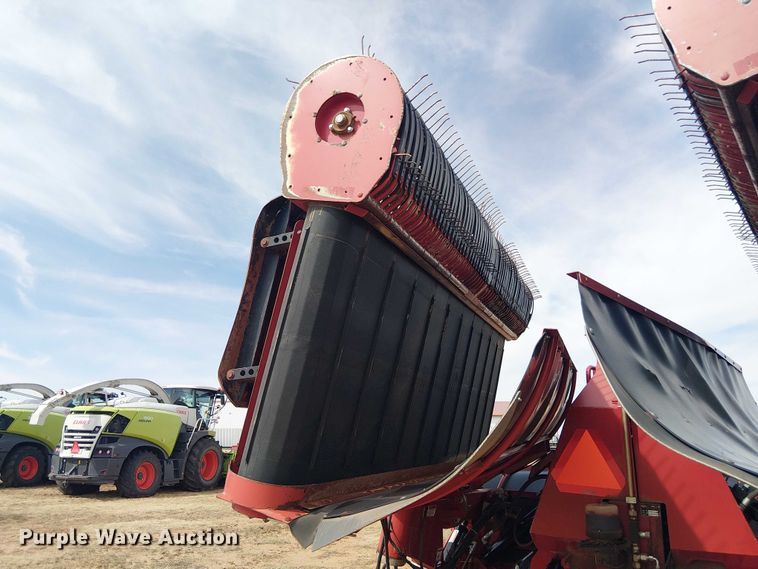 image for item DU3120 H&S Tri-Flex 6135 hay merger