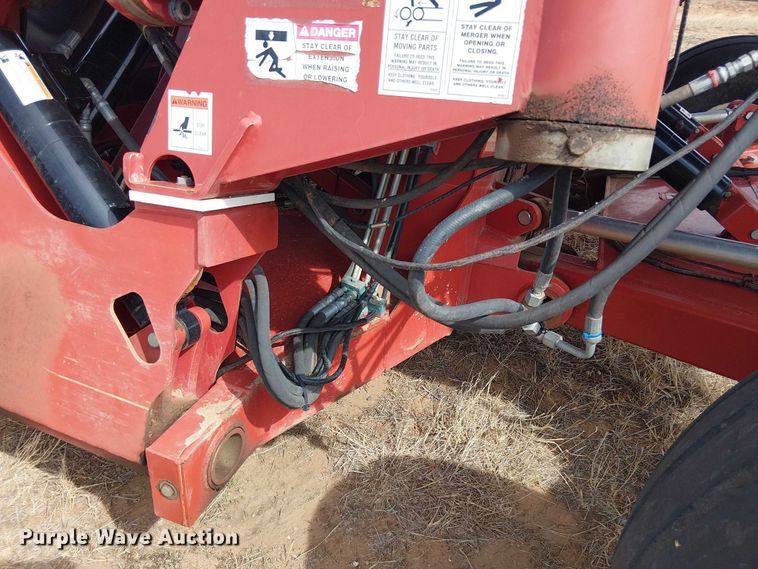 image for item DU3120 H&S Tri-Flex 6135 hay merger