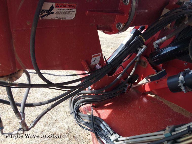 image for item DU3120 H&S Tri-Flex 6135 hay merger