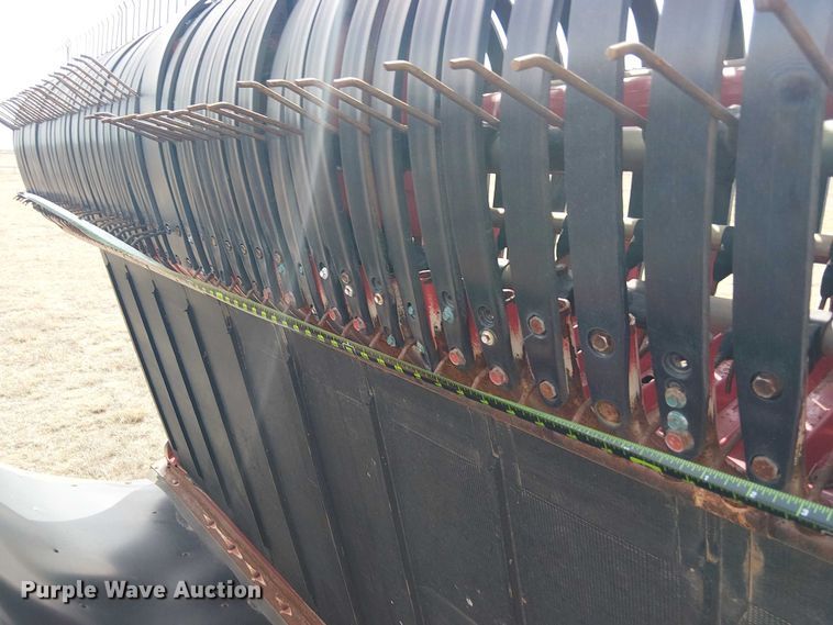 image for item DU3120 H&S Tri-Flex 6135 hay merger