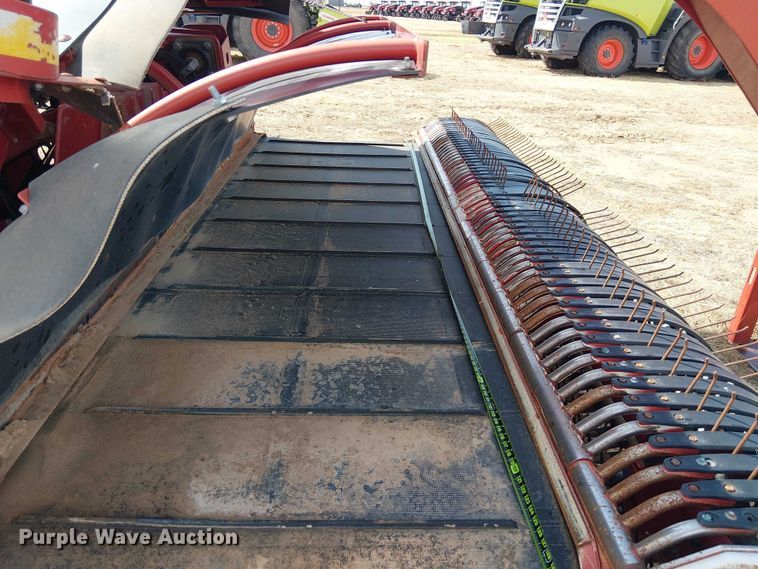 image for item DU3120 H&S Tri-Flex 6135 hay merger