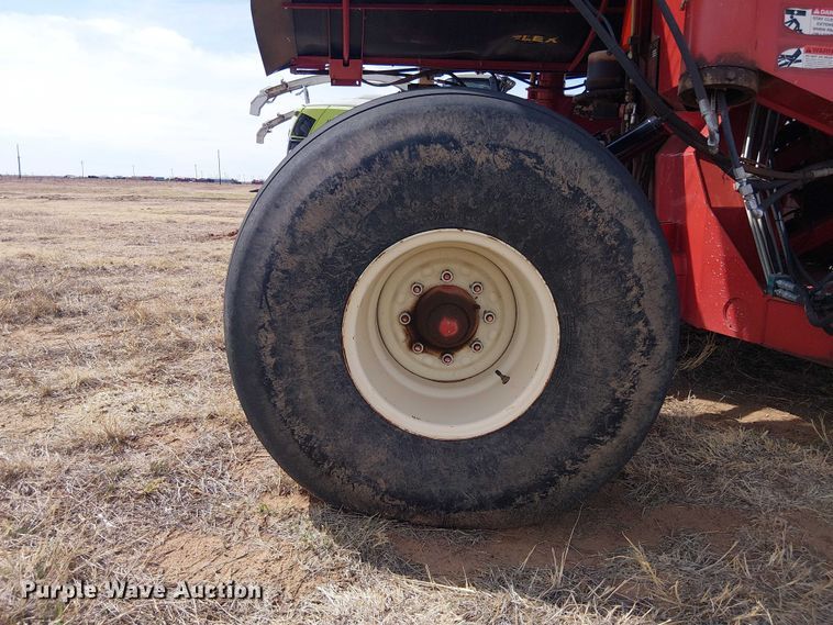 image for item DU3120 H&S Tri-Flex 6135 hay merger