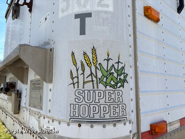image for item DZ3970 1984 Timpte Super Hopper grain trailer