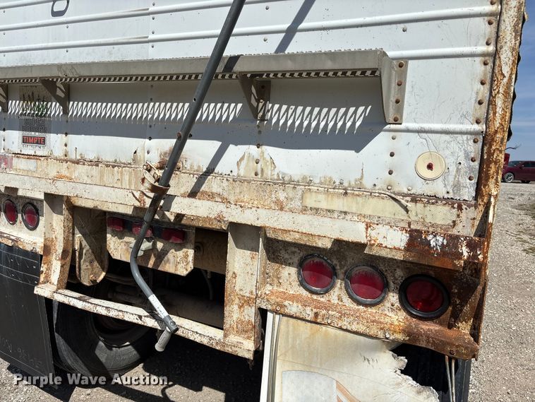 image for item DZ3970 1984 Timpte Super Hopper grain trailer