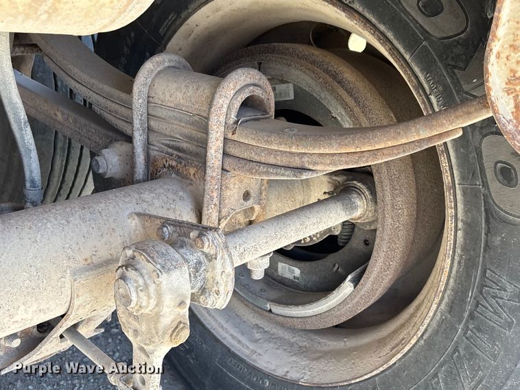 image for item DZ3970 1984 Timpte Super Hopper grain trailer