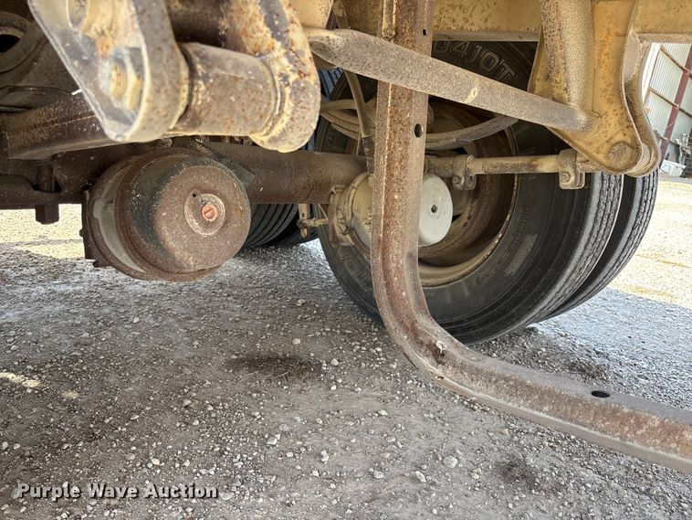 image for item DZ3970 1984 Timpte Super Hopper grain trailer