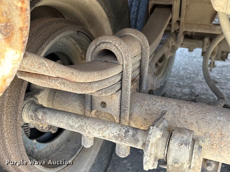 image for item DZ3970 1984 Timpte Super Hopper grain trailer