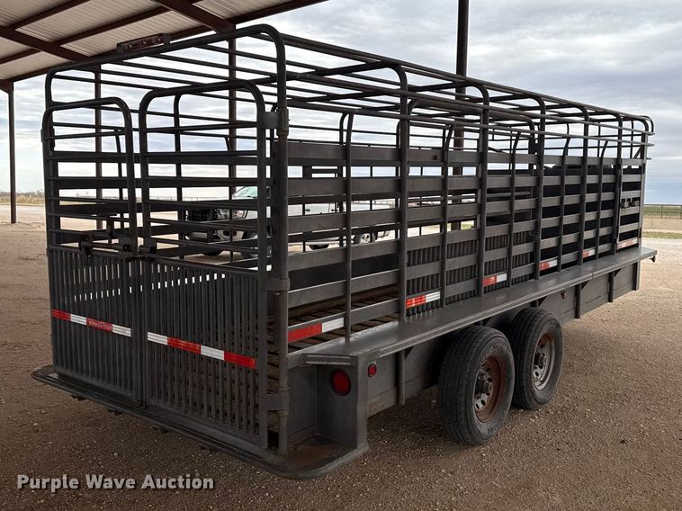image for item DZ5353 2009 Parker livestock trailer