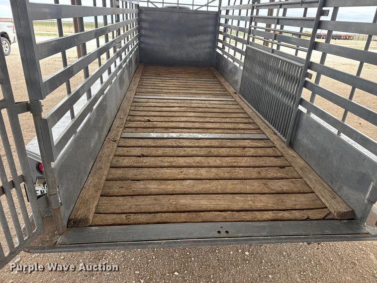 image for item DZ5353 2009 Parker livestock trailer
