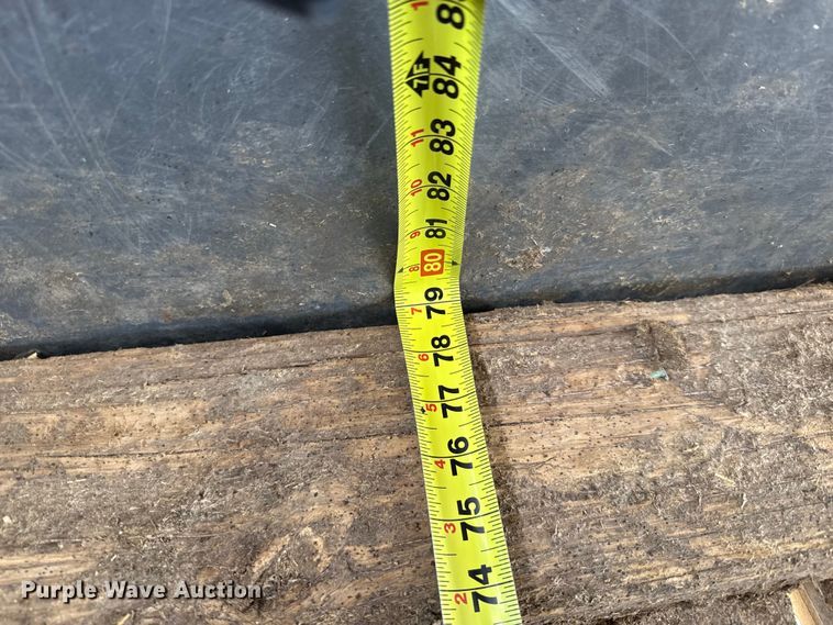 image for item DZ5353 2009 Parker livestock trailer