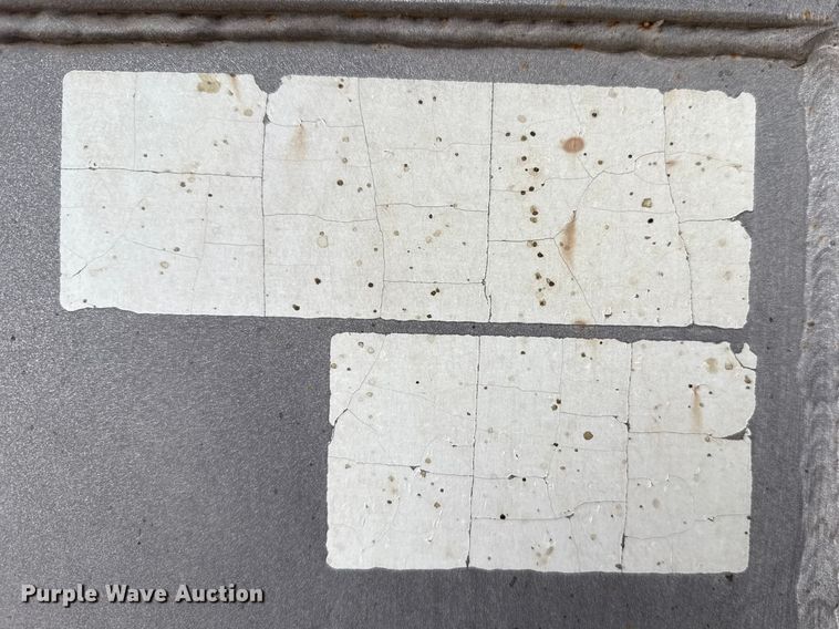 image for item DZ5353 2009 Parker livestock trailer