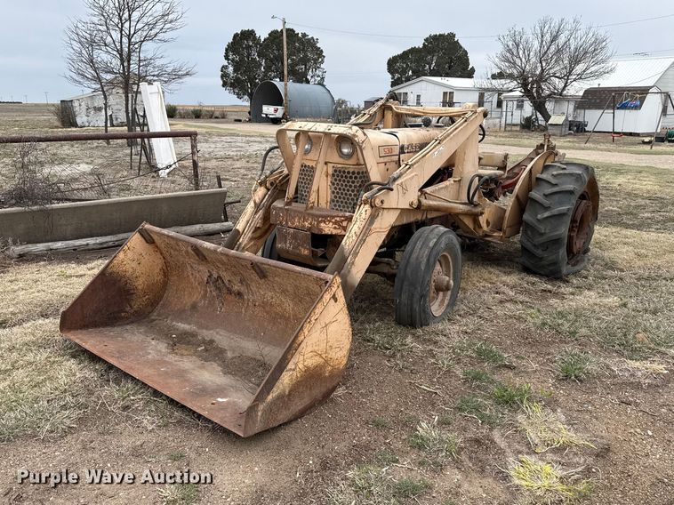 image for item DZ5372 Case 530 tractor