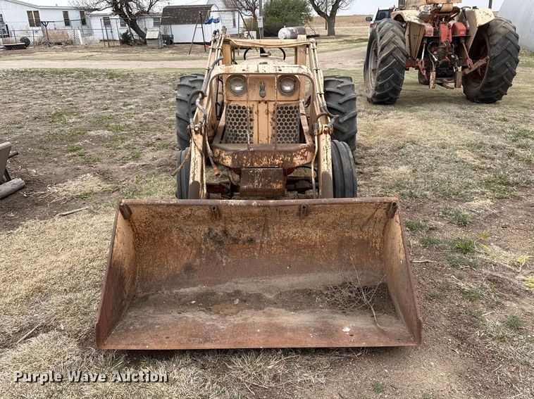 image for item DZ5372 Case 530 tractor