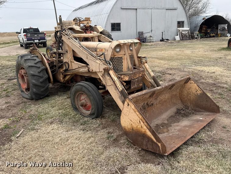 image for item DZ5372 Case 530 tractor