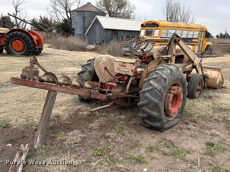 image for item DZ5372 Case 530 tractor