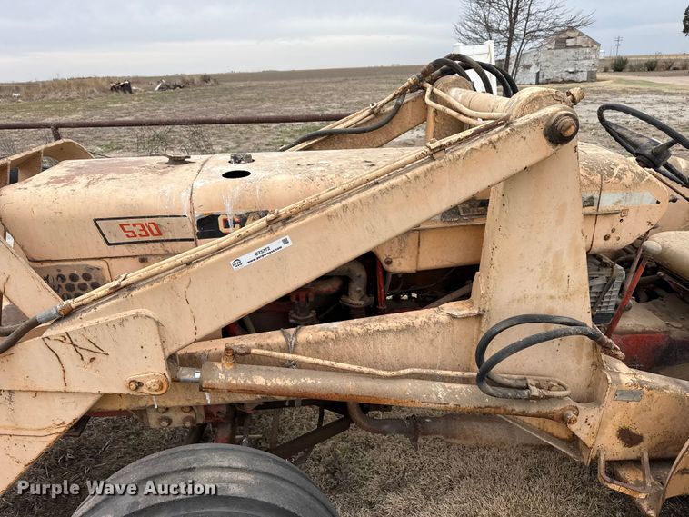 image for item DZ5372 Case 530 tractor