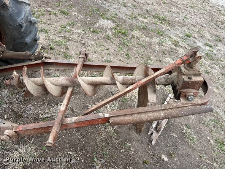 image for item DZ5372 Case 530 tractor