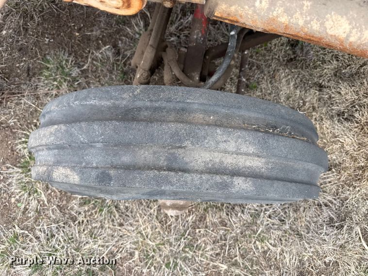 image for item DZ5372 Case 530 tractor