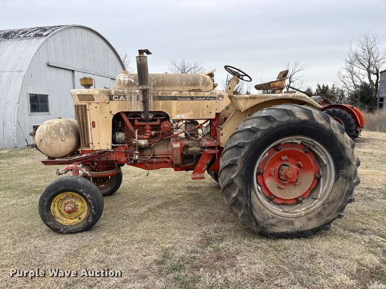 image for item DZ5373 Case tractor
