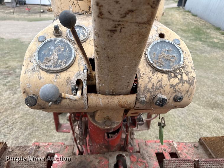 image for item DZ5373 Case tractor