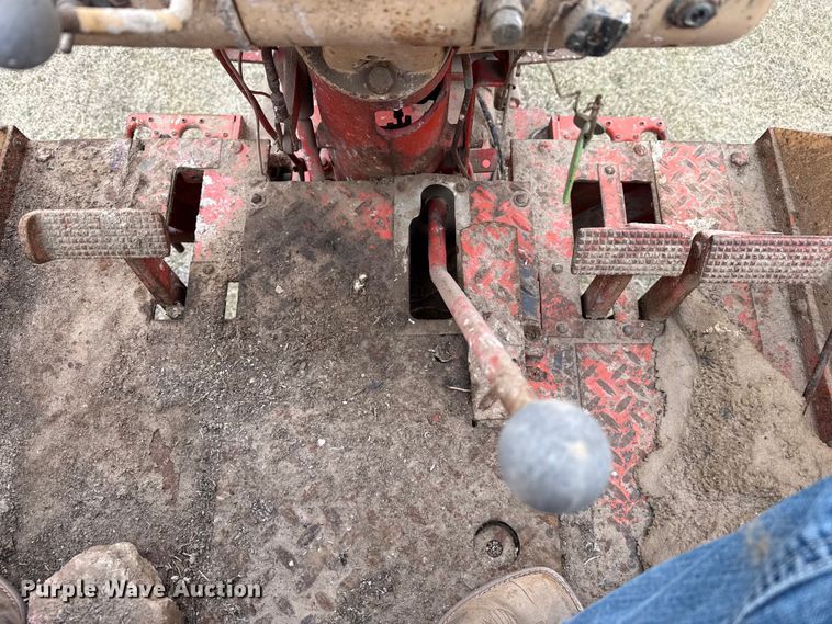 image for item DZ5373 Case tractor