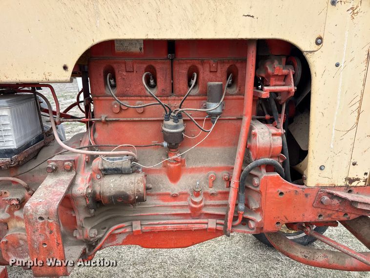 image for item DZ5373 Case tractor