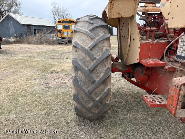 image for item DZ5373 Case tractor