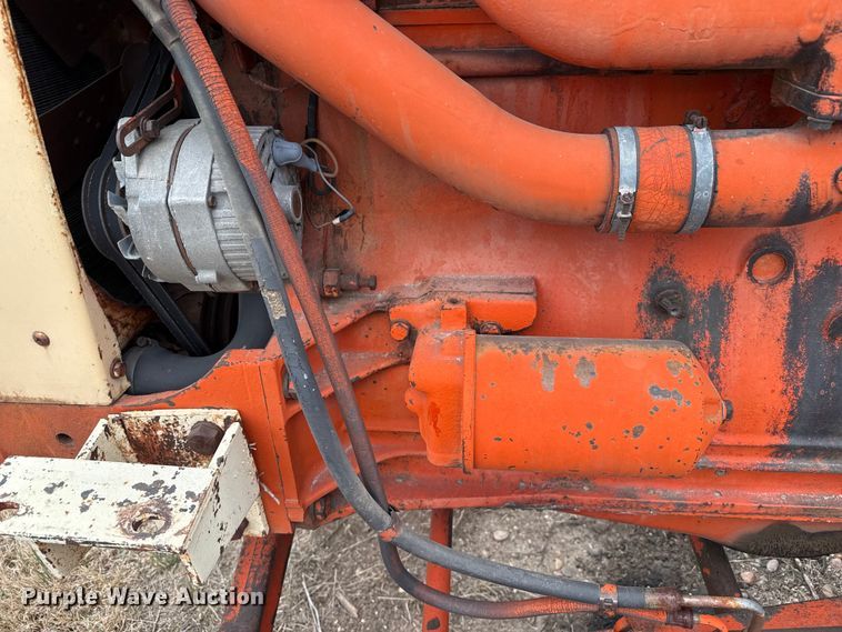 image for item DZ5374 Case 930 tractor