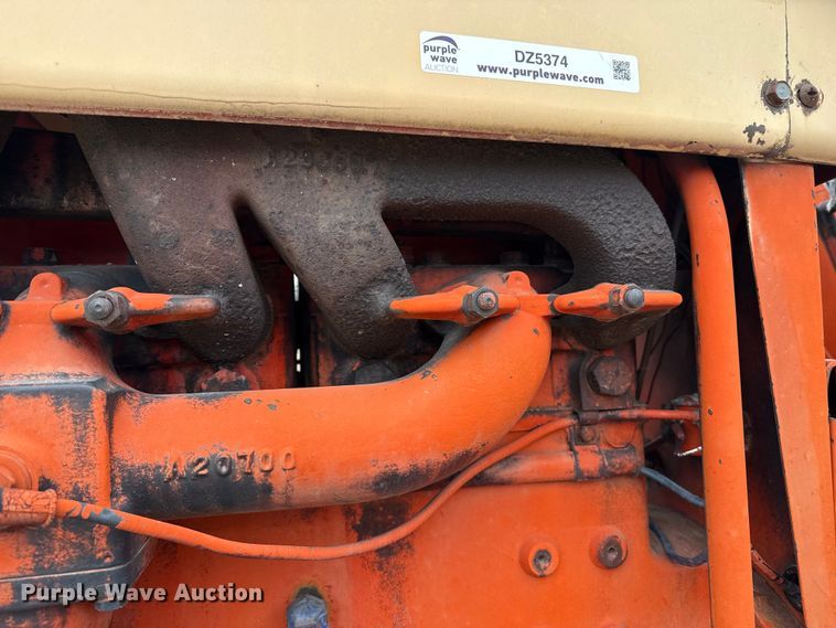 image for item DZ5374 Case 930 tractor