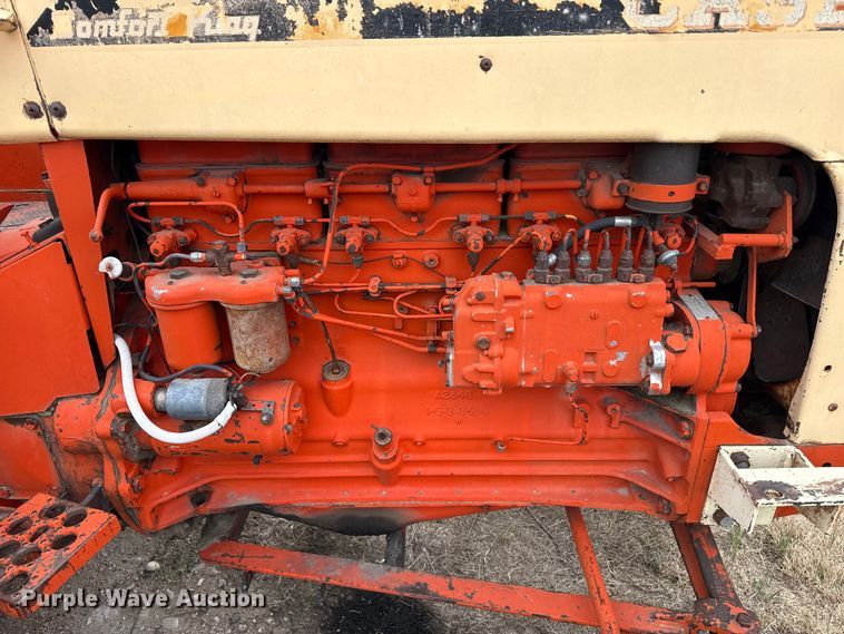 image for item DZ5374 Case 930 tractor