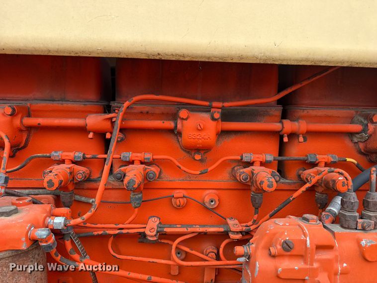 image for item DZ5374 Case 930 tractor