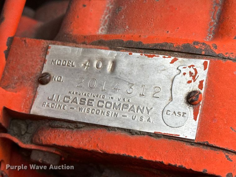 image for item DZ5374 Case 930 tractor