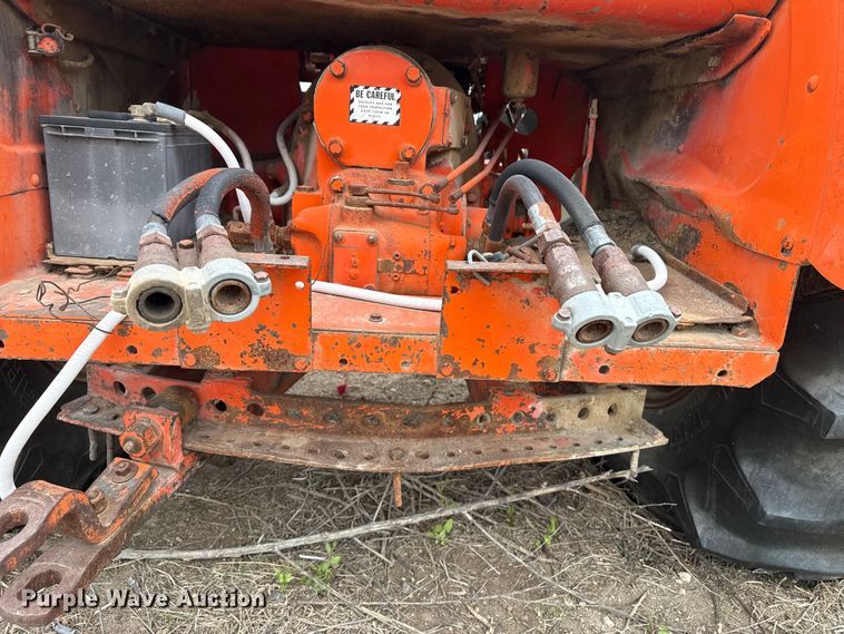 image for item DZ5374 Case 930 tractor