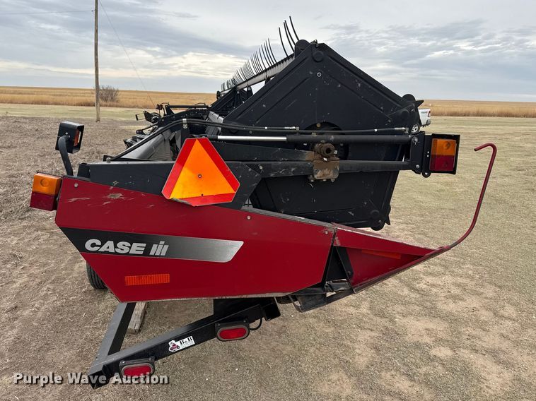 image for item DZ5376 Case IH 2042 draper head