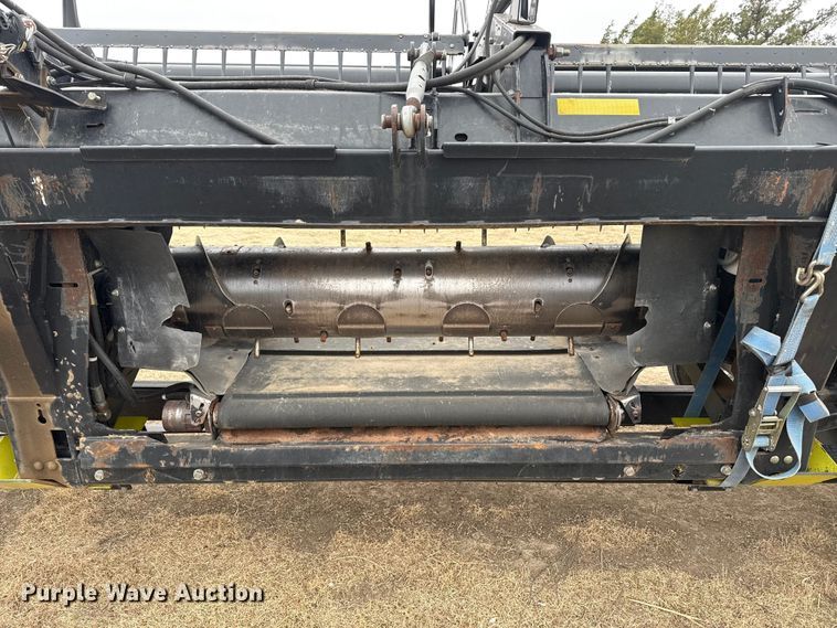 image for item DZ5376 Case IH 2042 draper head