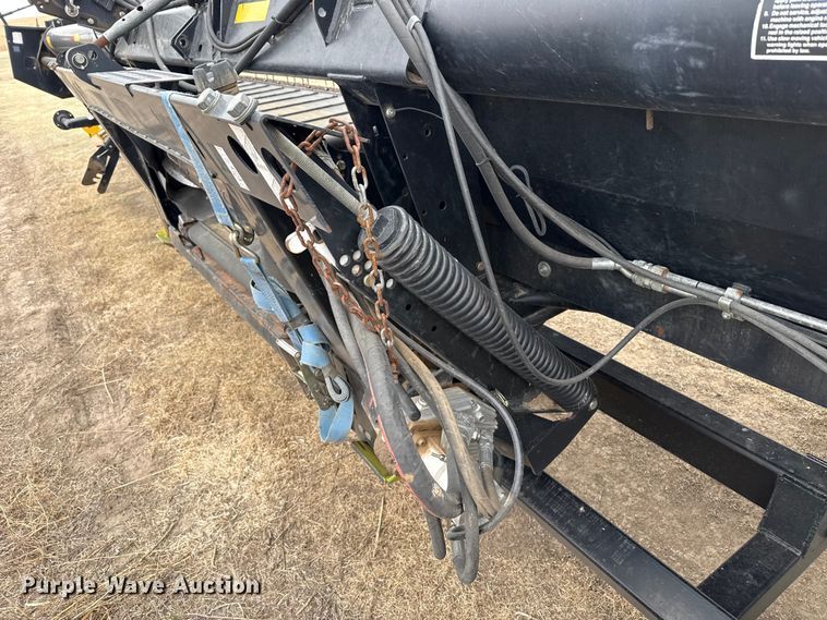 image for item DZ5376 Case IH 2042 draper head