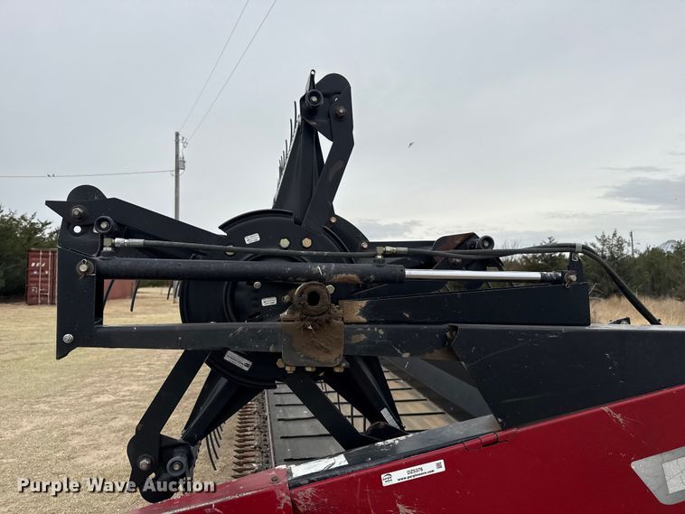 image for item DZ5376 Case IH 2042 draper head