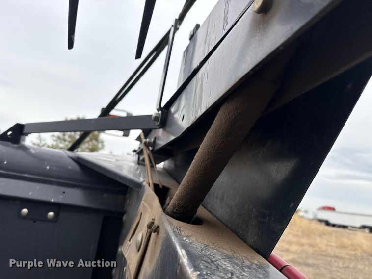 image for item DZ5376 Case IH 2042 draper head